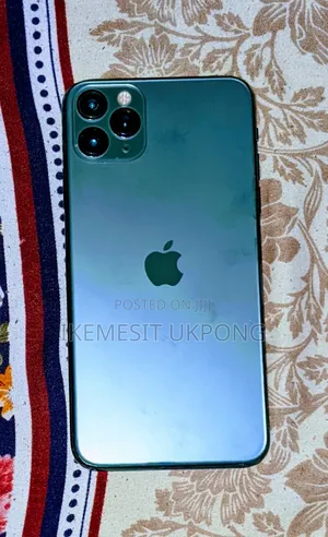 Photo - Apple iPhone 11 Pro Max 256 GB Green