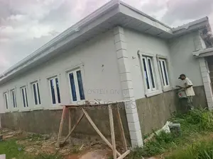 Photo - Exclusive Wall Screeding