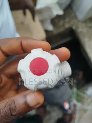 Lesso Tee Tap