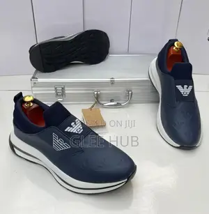 Bold Very High Quality Sneakers