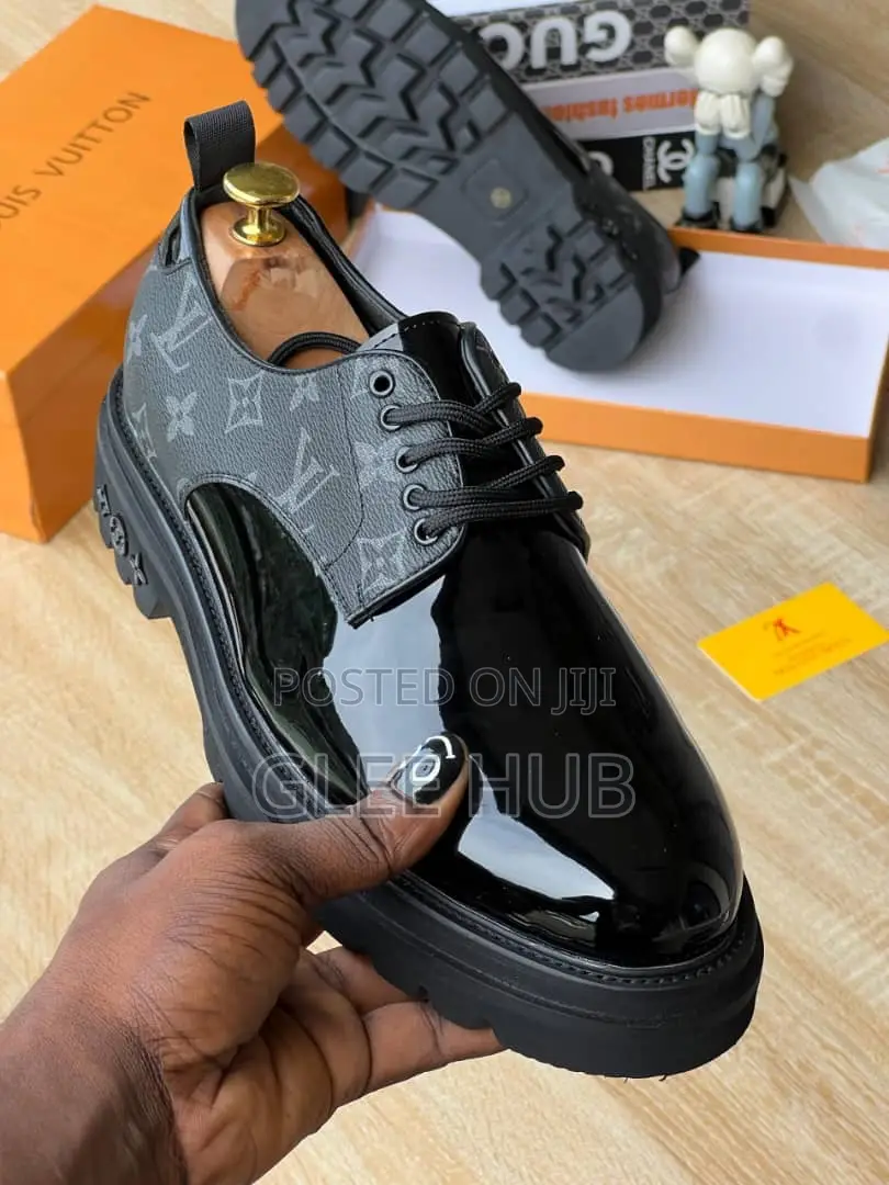 Loius Vuitton New Flat Shoes
