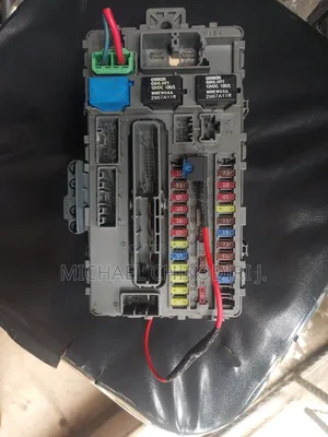 Dashboard Fuse Box for Honda Accord 2008/2011