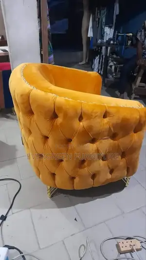 Single Upholstery Chairs for Rooms