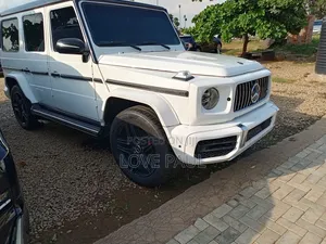 Mercedes-Benz G-Class 2020 White
