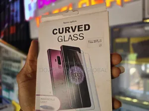 Photo - Uv Curved Screenguard for Samsung Galaxy S8 Plus