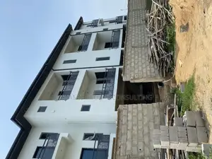Furnished 2bdrm Block of Flats in Magodo Phase 1 Gra for sale