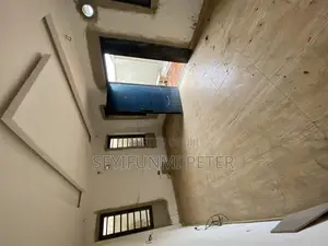 Furnished 2bdrm Block of Flats in Magodo Phase 1 Gra for sale