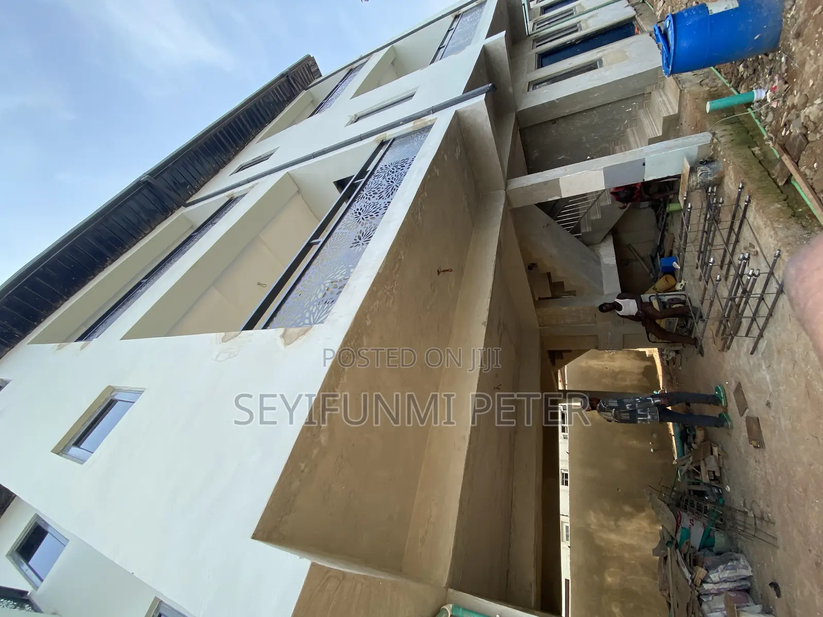 Furnished 2bdrm Block of Flats in Magodo Phase 1 Gra for sale