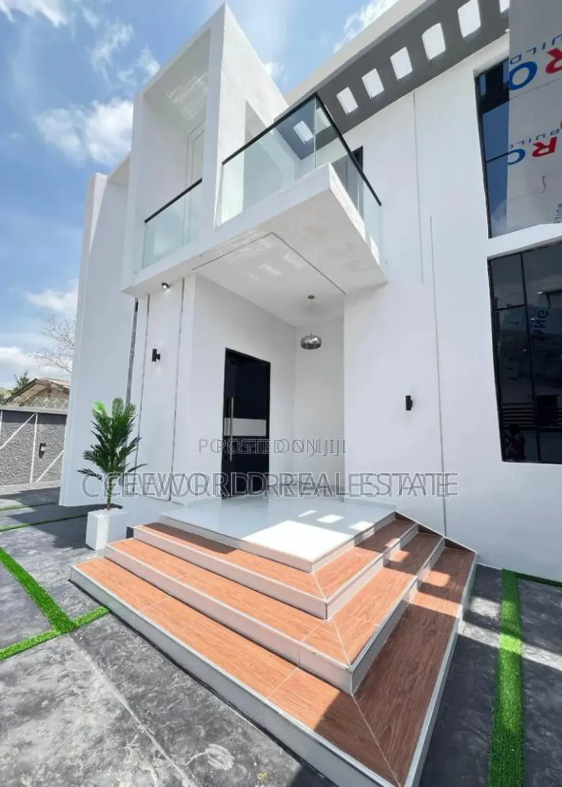 5bdrm Duplex in Arre Avenue Oluyole for sale