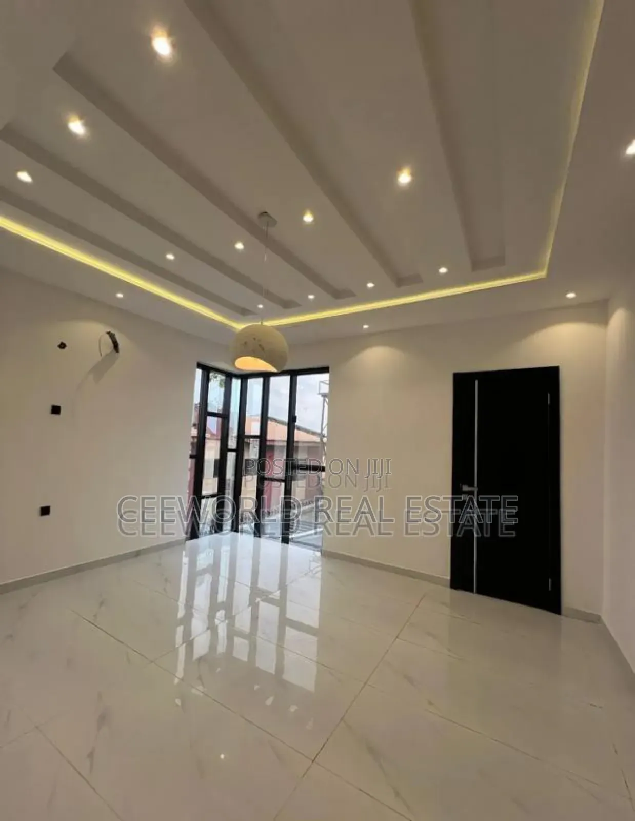 5bdrm Duplex in Arre Avenue Oluyole for sale