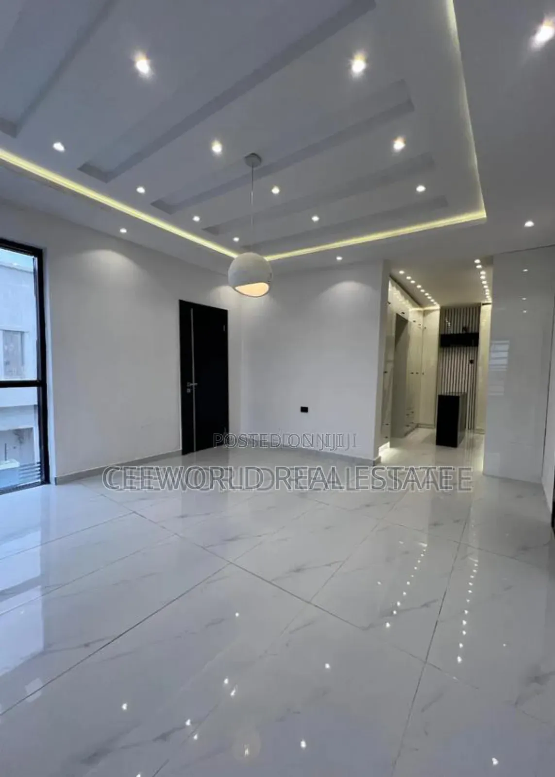 5bdrm Duplex in Arre Avenue Oluyole for sale