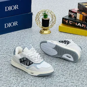 Unisex Sneakers