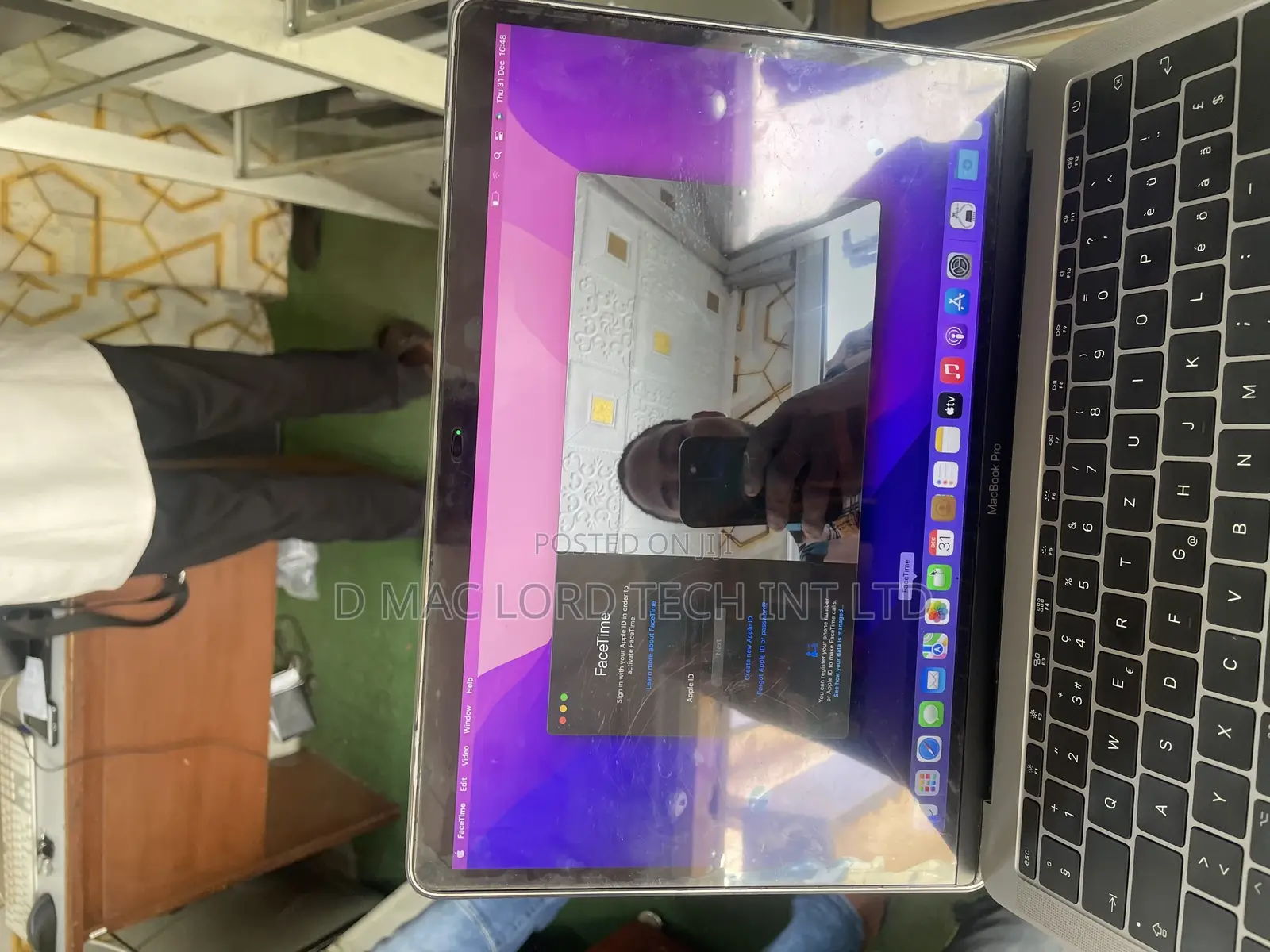 2012 to 2025 Macbooks Screen Part Replacement With Expert