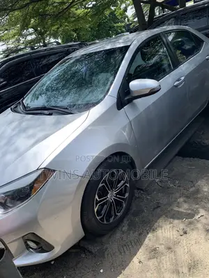 Toyota Corolla S 4dr Sedan (1.8L 4cyl CVT) 2016 Silver