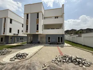 4bdrm Duplex in Maitama for sale