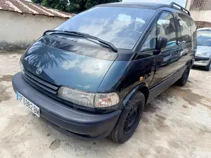 Toyota Previa 1998 Green