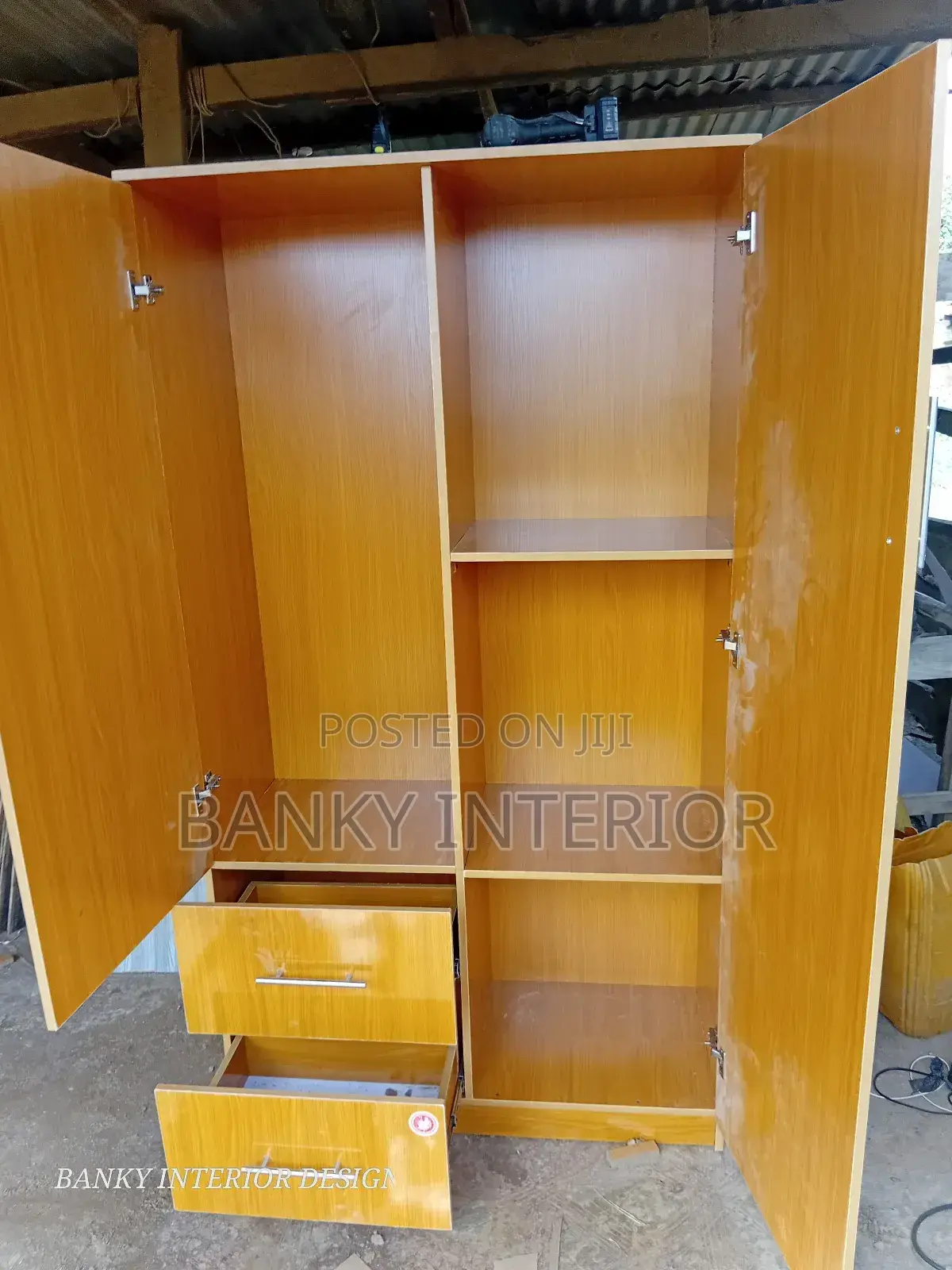 Double Face Wardrobe