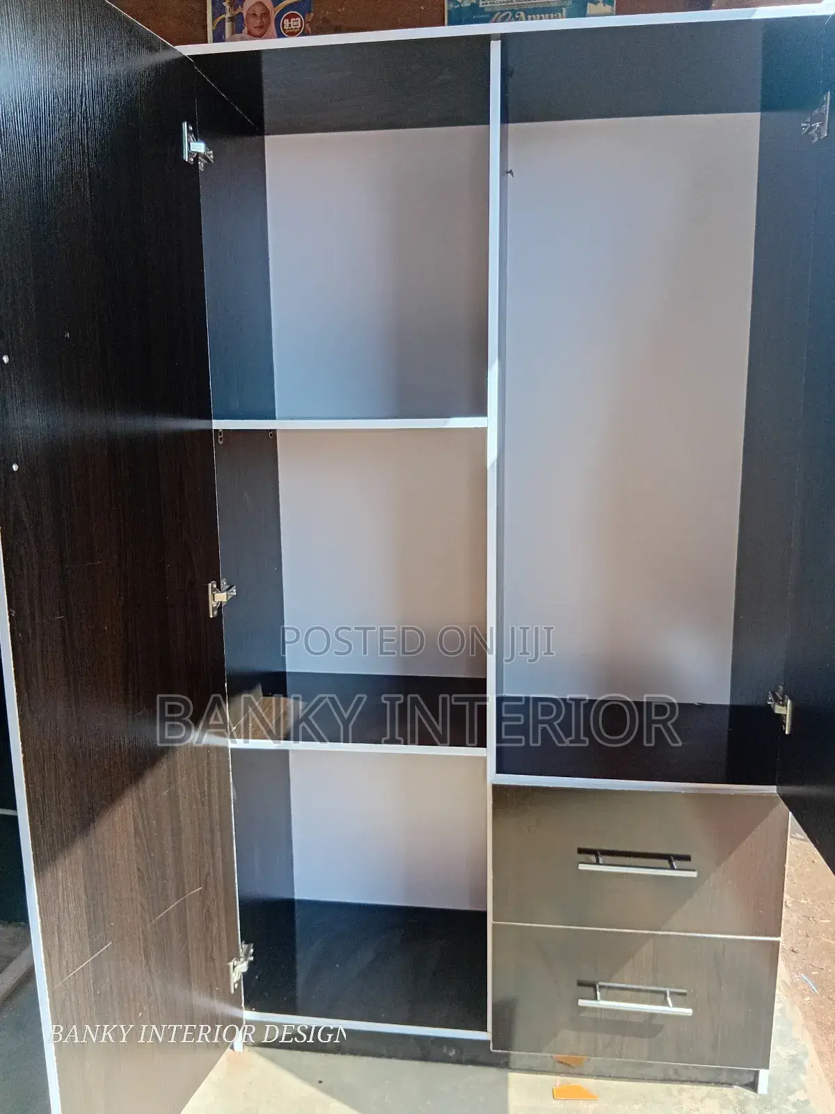 Double Face Wardrobe