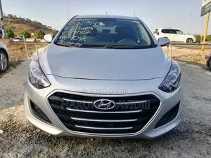 Hyundai Elantra 2016 Silver