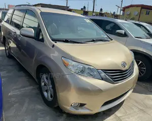 Toyota Sienna LE 7 Passenger 2012 Gold