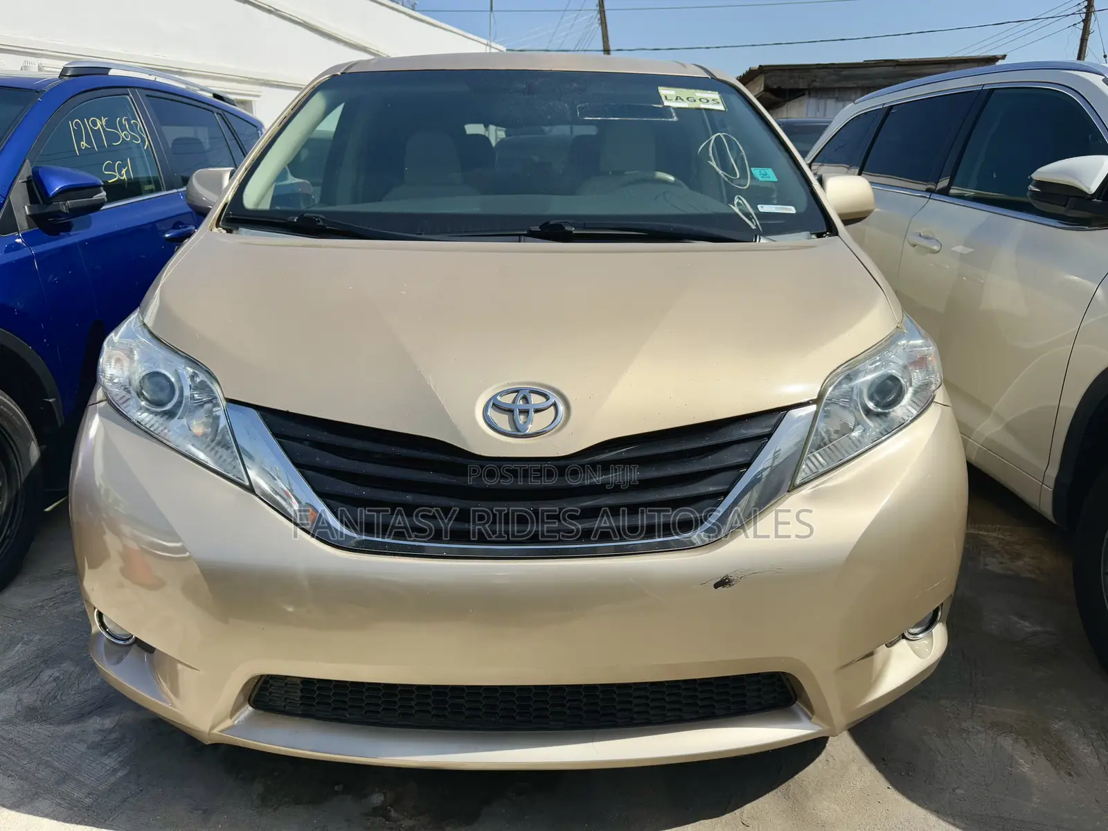 Toyota Sienna LE 7 Passenger 2012 Gold