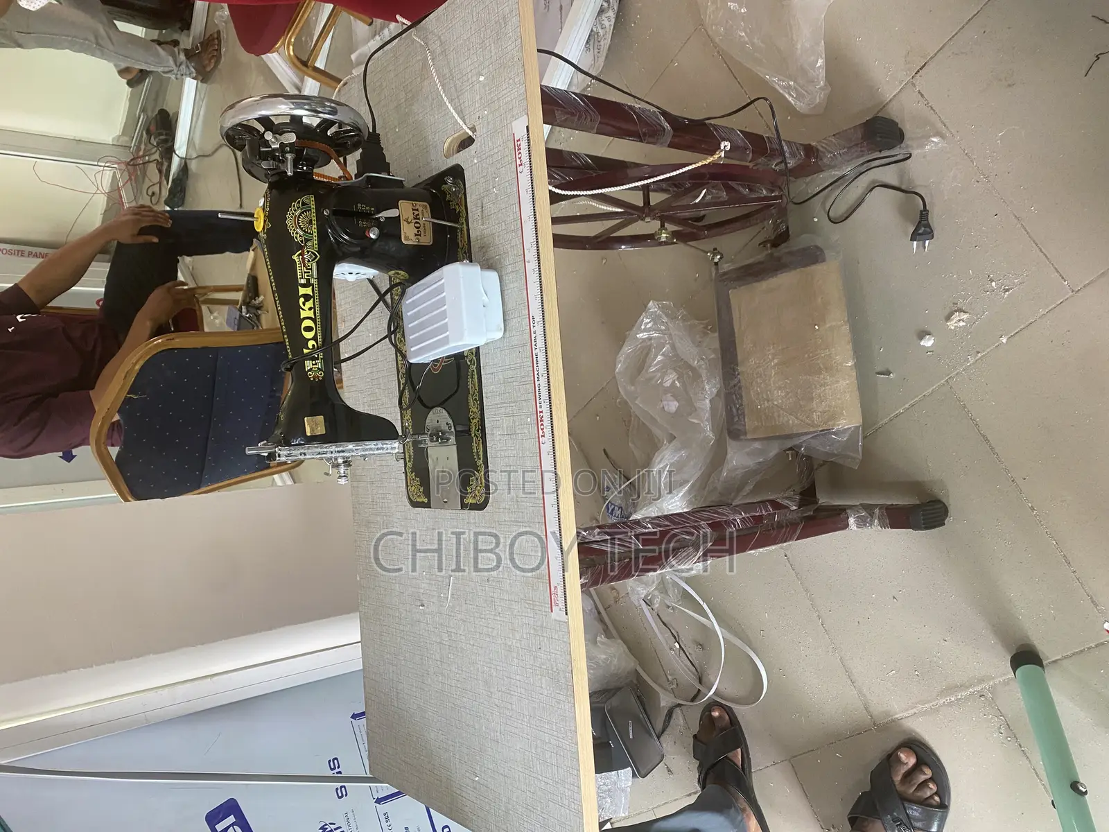 Manual Sewing Machine