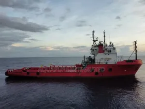 We Hire Tanker Vessel and Buys Scrap Vessels