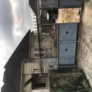 Photo - 5bdrm Penthouse in William Street, Udu for sale