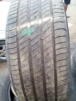 245 35 R20 Tukubo Tyre