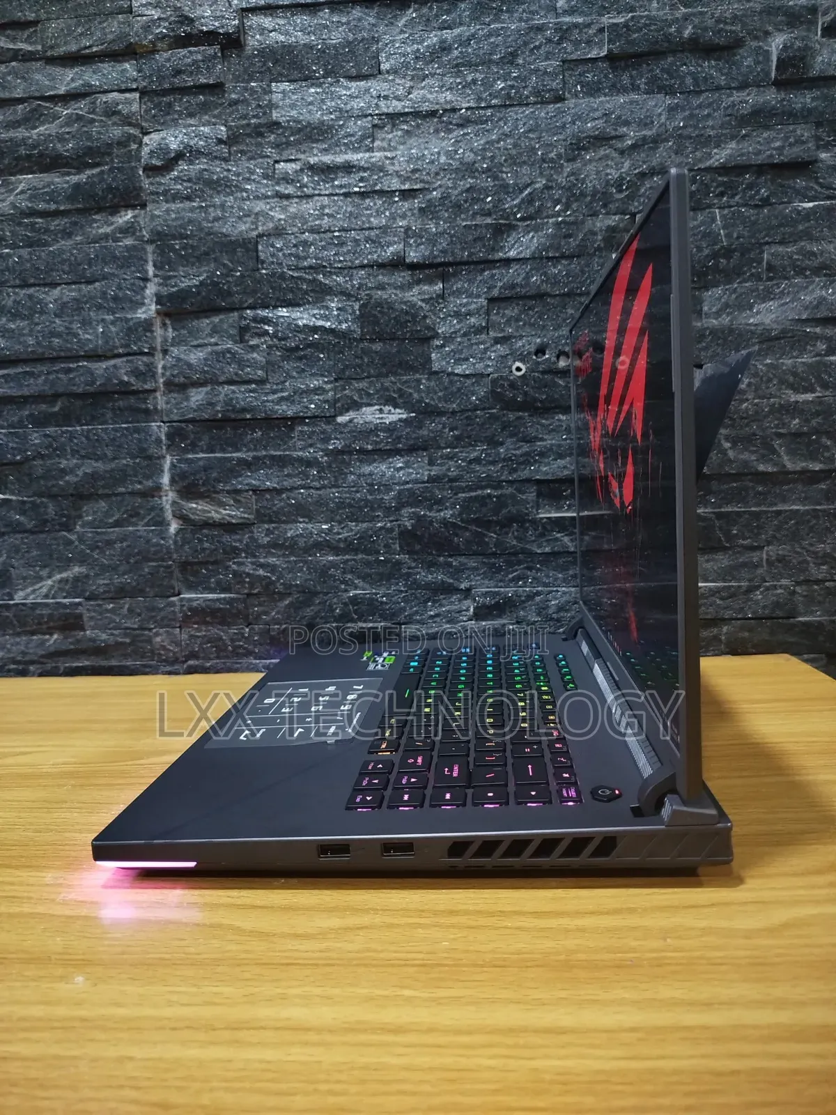 Laptop Asus ROG Zephyrus G16 32GB Intel Core i9 SSD 1T