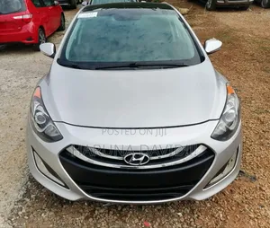 Hyundai Elantra GT 2013 Silver