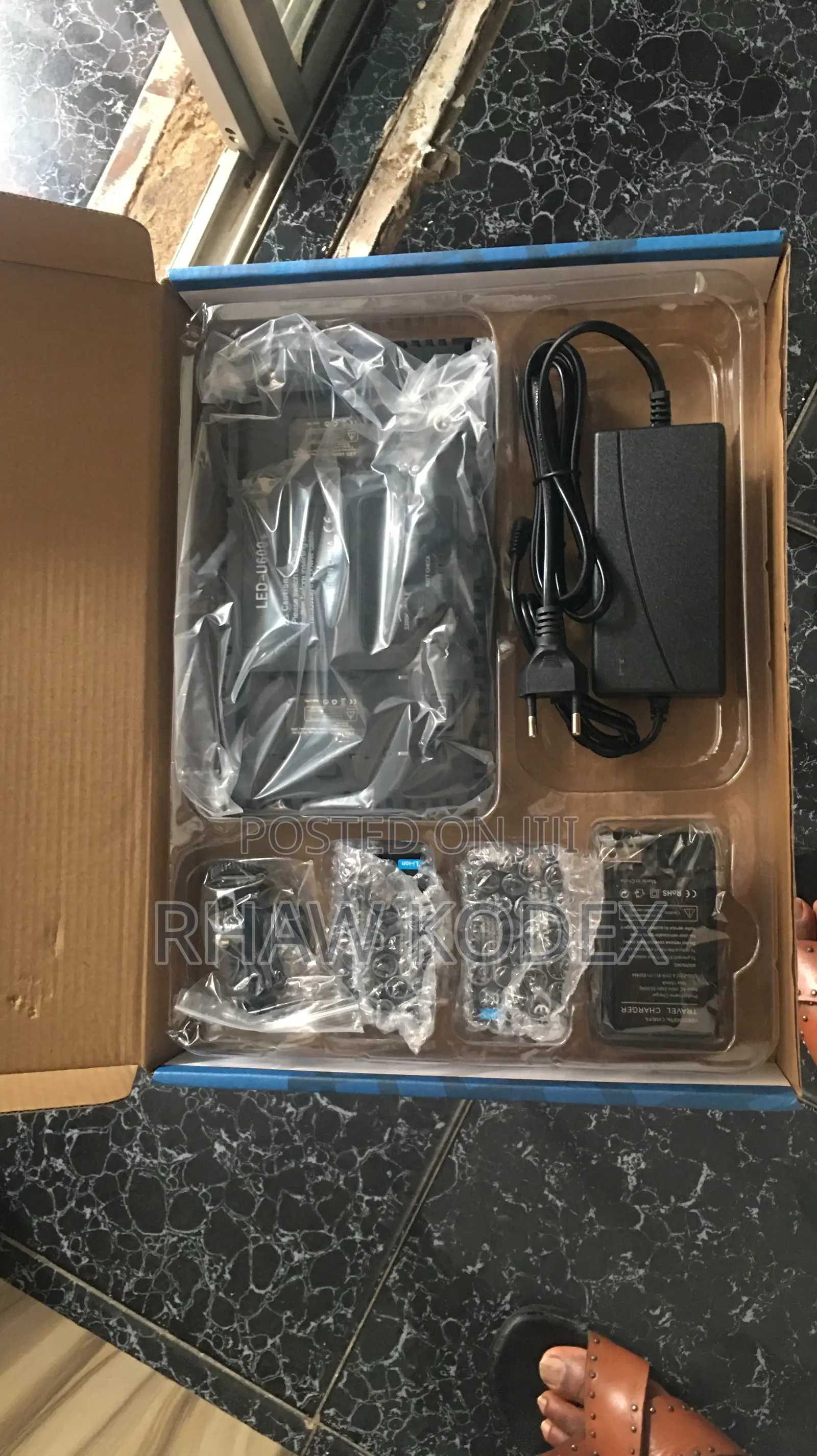 Led 600 Pro Light With Stand
