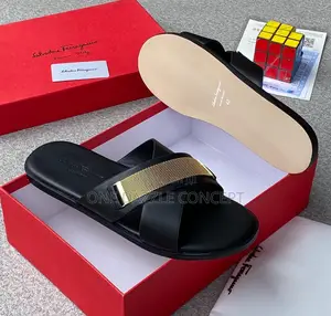 Salvatore Ferragamo Crossing