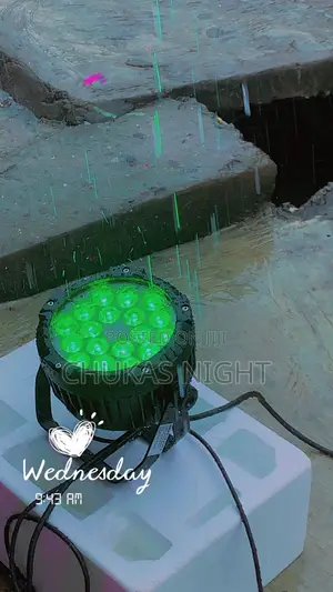 Led Out Door Parcan Light 12wats 18 Bulbs