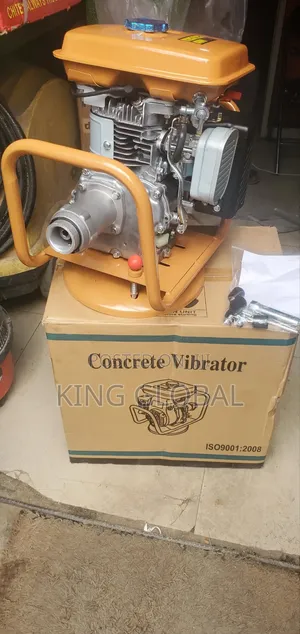 Robin Concrete Poker Vibrator With Hose