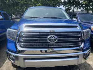 Toyota Tundra 2016 Blue