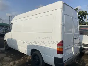 Mercedes-Benz Sprinter 2004 White