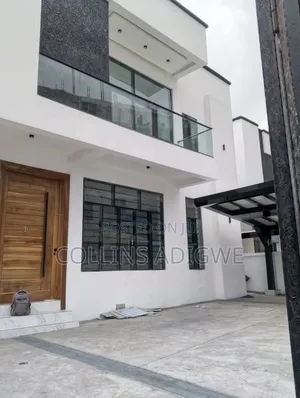 5bdrm Duplex in Chevron for rent