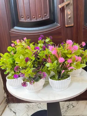 Table Top Flowers Decor