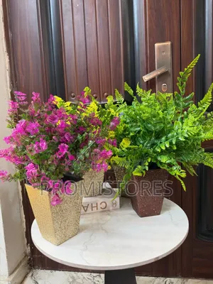 Beautiful Decorative Table Top Flowers