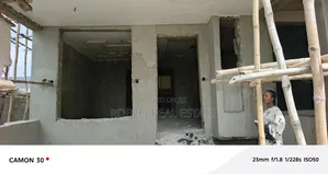 4bdrm Townhouse/Terrace in Sangotedo for sale