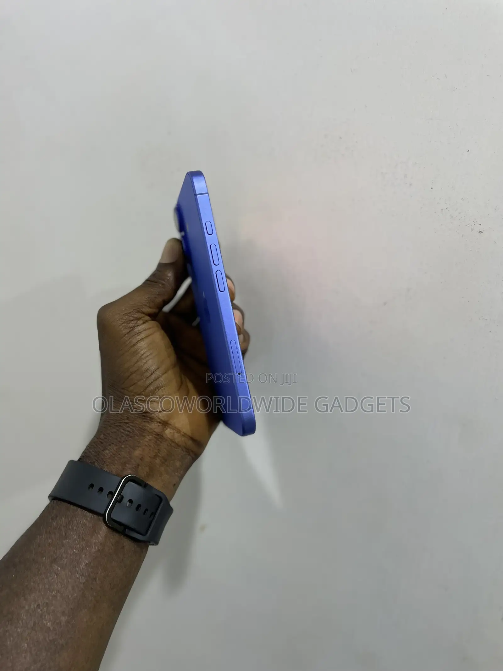 Apple iPhone 16 128 GB Blue