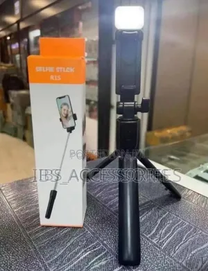 Selfie Stick With Bluetooth Shutter And Rechargeable Light