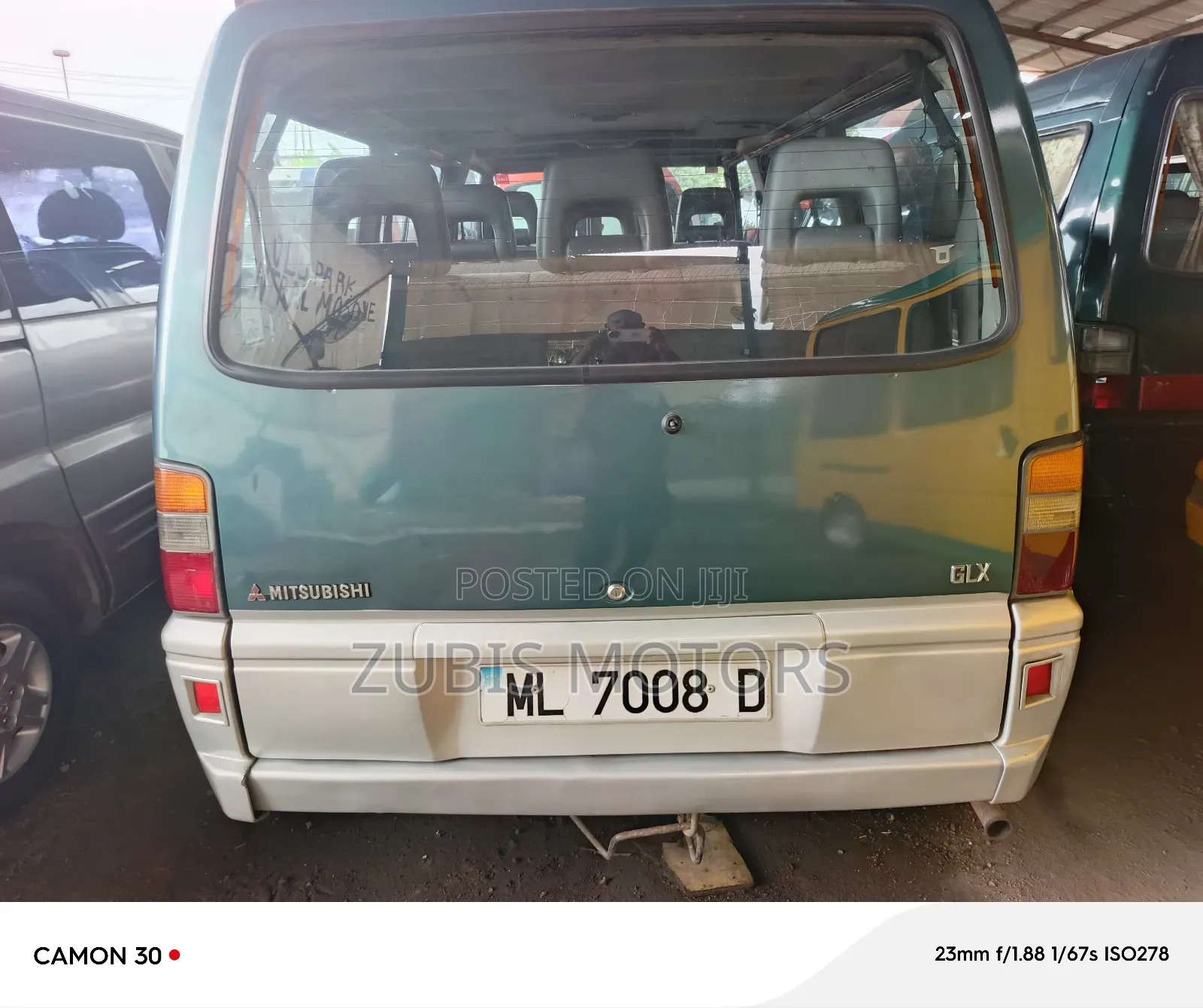 Mitsubishi L300 2005 Green