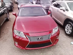 Lexus ES 350 FWD 2015 Red