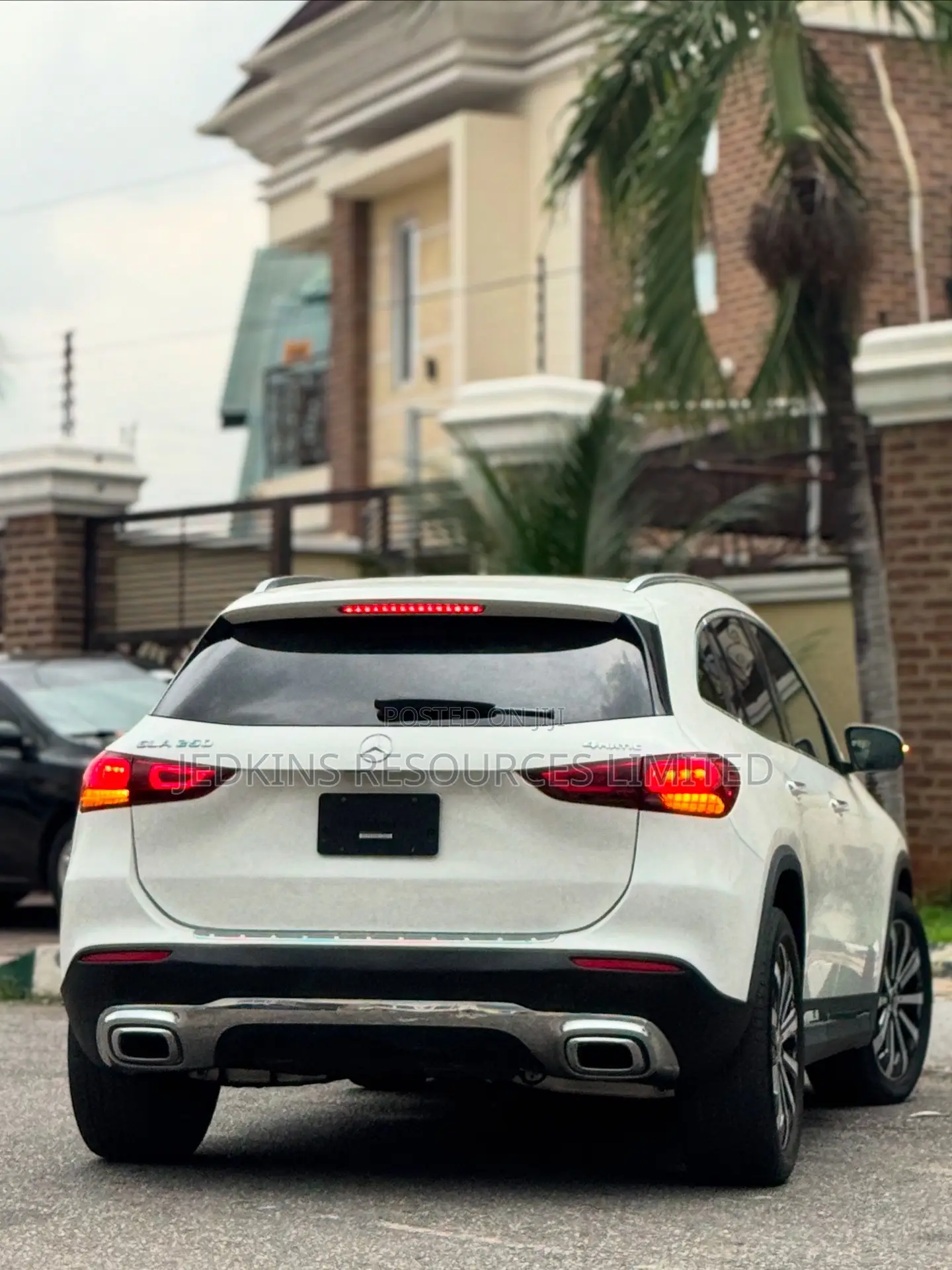 Mercedes-Benz GLA 250 2021 White