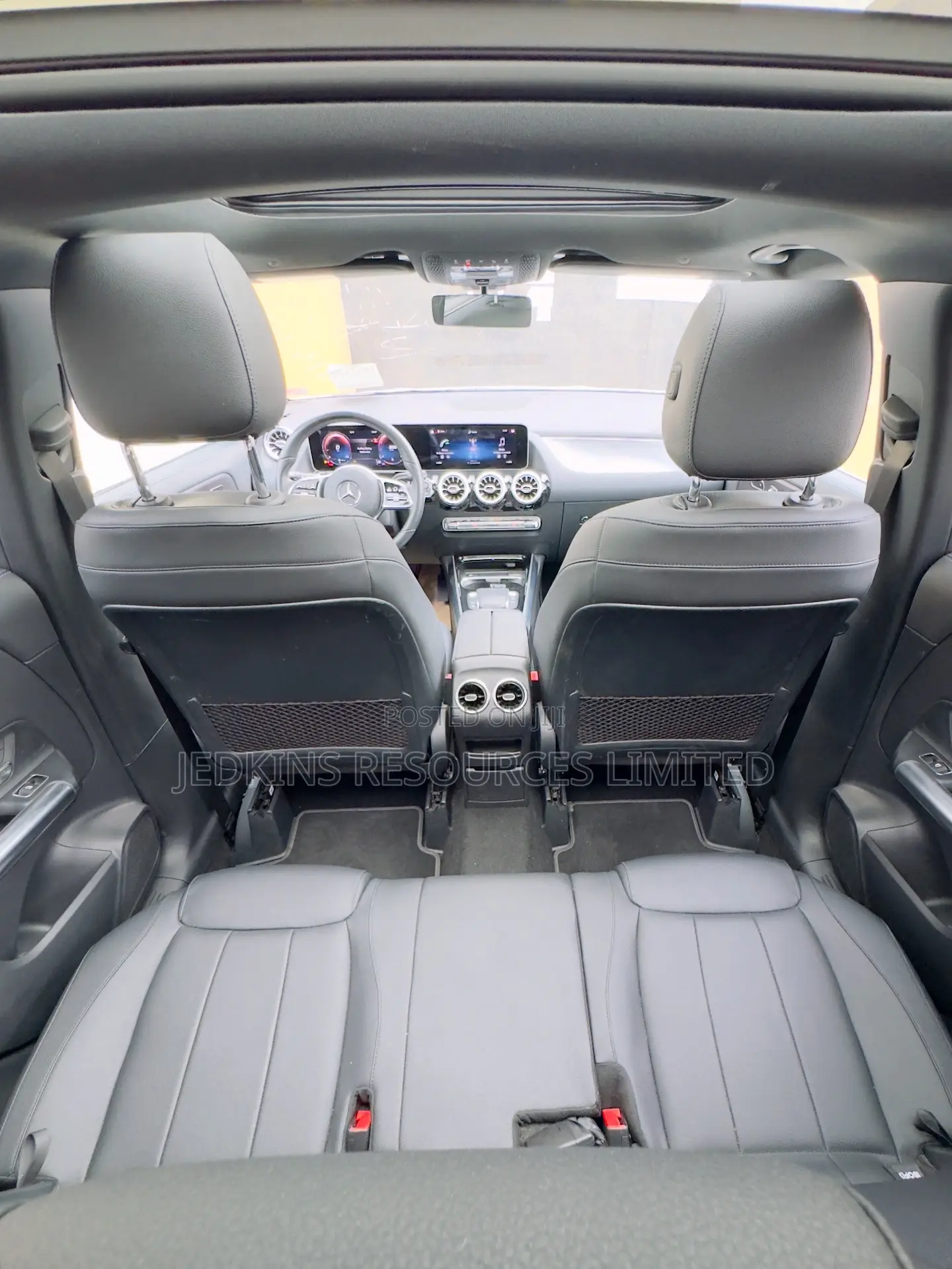 Mercedes-Benz GLA 250 2021 White