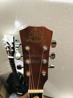 Generic Acoustic Box Guitar