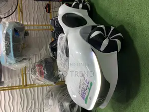 White Mercedes Benz Kid’S Electric Car With Bluetooth