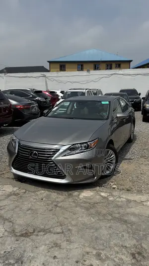 Photo - Lexus ES 2017 Gold